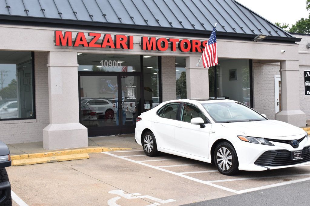 2020 Toyota Camry Hybrid LE CVT - 23059704 - 8