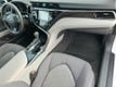2020 Toyota Camry Hybrid LE CVT - 22946198 - 6