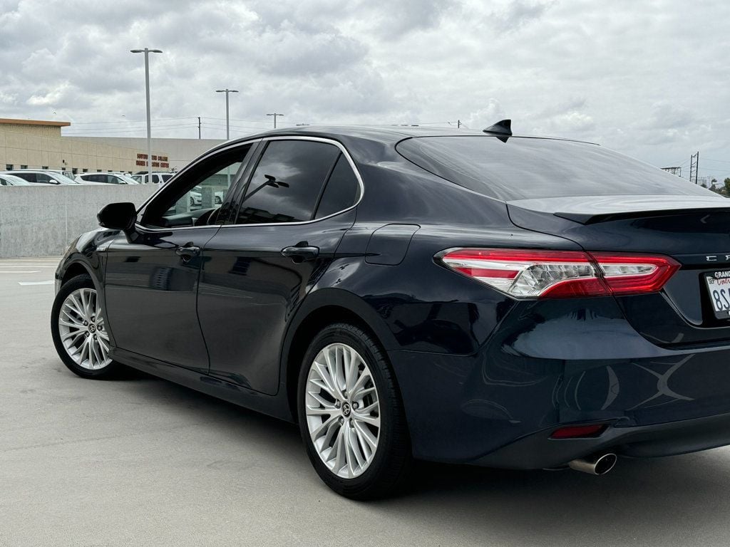 2020 Toyota Camry Hybrid XLE CVT - 22600507 - 11