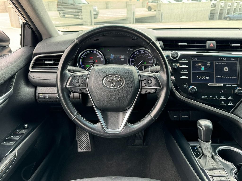 2020 Toyota Camry Hybrid XLE CVT - 22600507 - 23