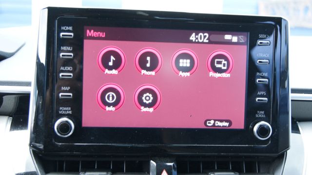 2020 Toyota Corolla 3 MONTH WARRANTY , JUST SERVICED , VERY CLEAN INSIDE AND OUT  - 23047423 - 18