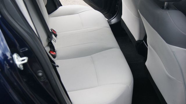 2020 Toyota Corolla 3 MONTH WARRANTY , JUST SERVICED , VERY CLEAN INSIDE AND OUT  - 23047423 - 31