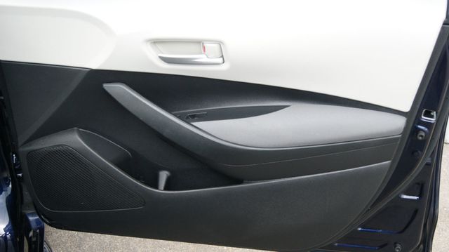 2020 Toyota Corolla 3 MONTH WARRANTY , JUST SERVICED , VERY CLEAN INSIDE AND OUT  - 23047423 - 38