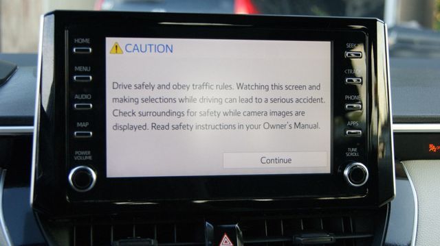 2020 Toyota Corolla 4 NEW TIRES , JUST SERVICED, VERY CLEAN INSIDE AND OUT - 23065219 - 11