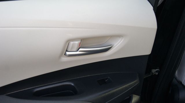 2020 Toyota Corolla 4 NEW TIRES , JUST SERVICED, VERY CLEAN INSIDE AND OUT - 23065219 - 31