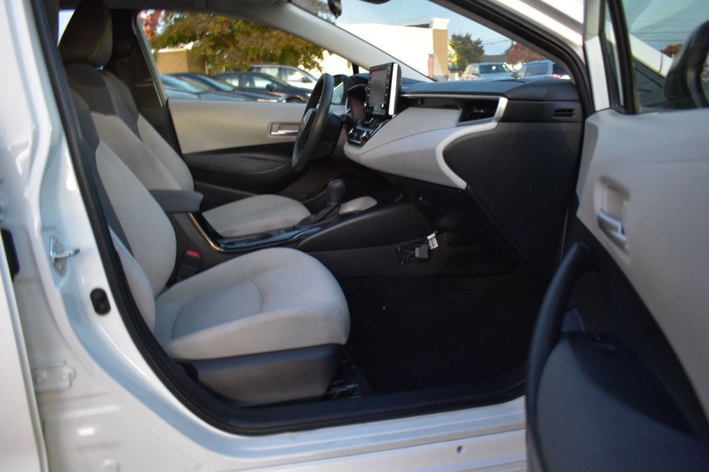 2020 Toyota Corolla Hybrid LE CVT - 22936835 - 16