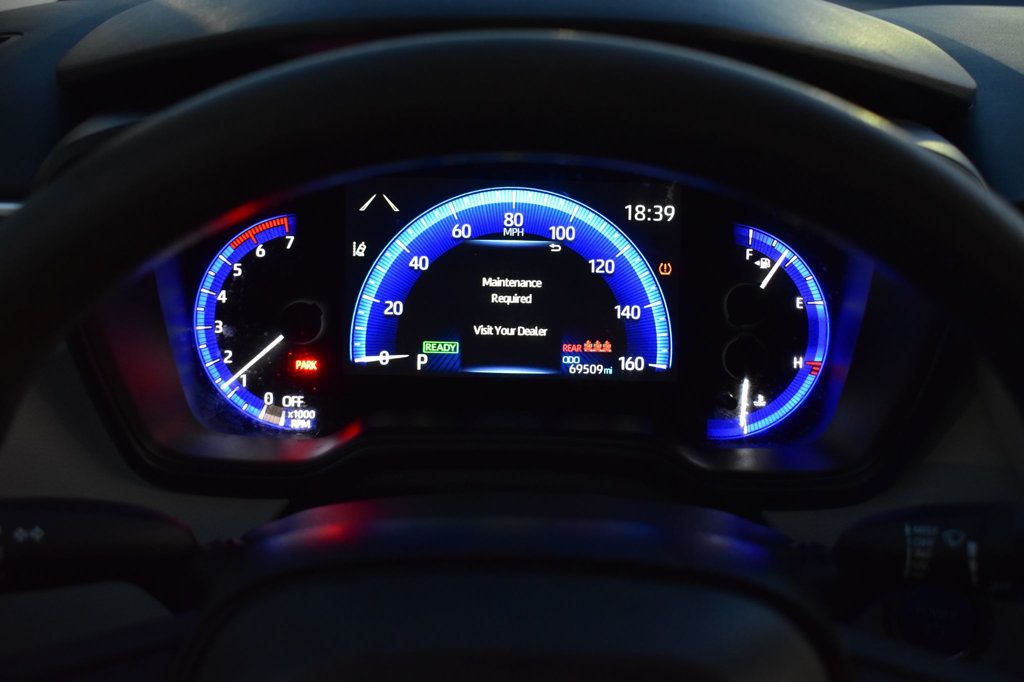 2020 Toyota Corolla Hybrid LE CVT - 22936835 - 25