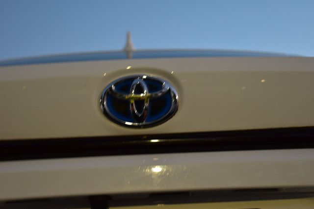 2020 Toyota Corolla Hybrid LE CVT - 22936835 - 32