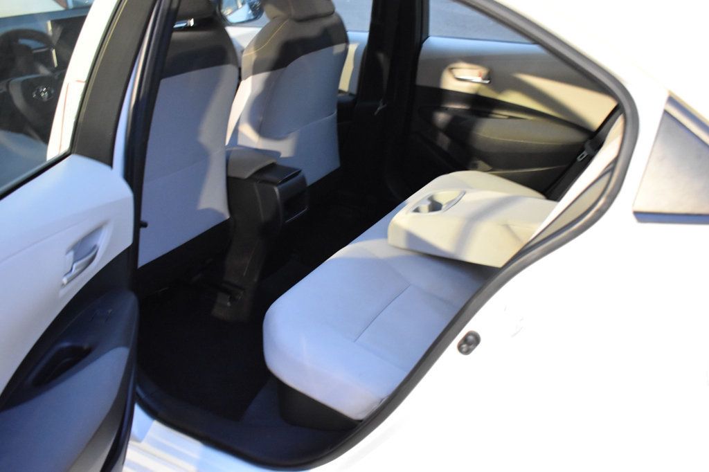 2020 Toyota Corolla Hybrid LE CVT - 22976523 - 17