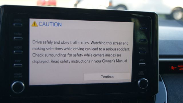 2020 Toyota Corolla JUST SERVICED , VERY CLEAN INSIDE AND OUT  - 22925404 - 15