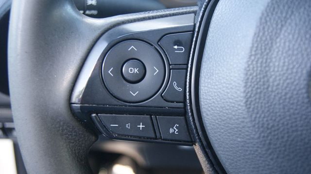 2020 Toyota Corolla JUST SERVICED , VERY CLEAN INSIDE AND OUT  - 22925404 - 19