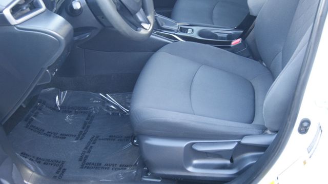 2020 Toyota Corolla JUST SERVICED , VERY CLEAN INSIDE AND OUT  - 22925404 - 25