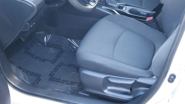 2020 Toyota Corolla JUST SERVICED , VERY CLEAN INSIDE AND OUT  - 22925404 - 26