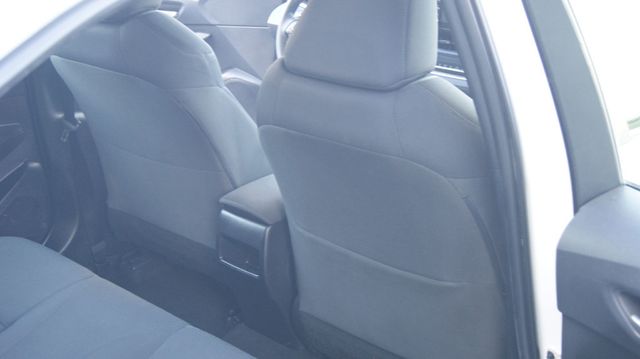 2020 Toyota Corolla JUST SERVICED , VERY CLEAN INSIDE AND OUT  - 22925404 - 34