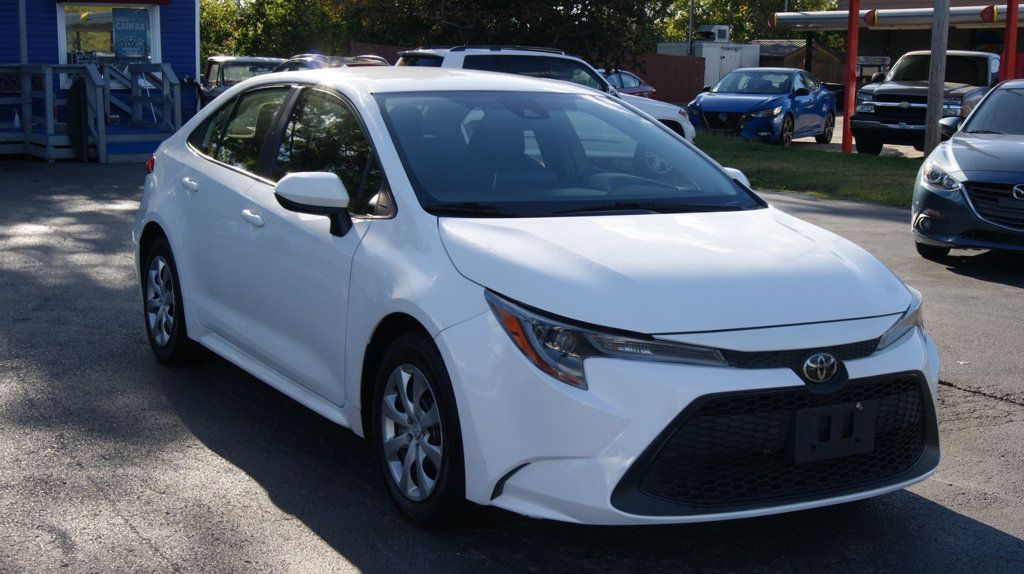2020 Toyota Corolla LE photo 4