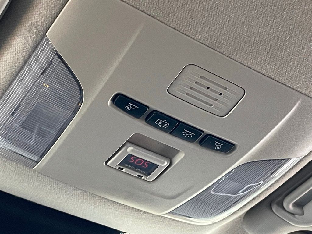 2020 Toyota Corolla LE CVT - 22949239 - 32