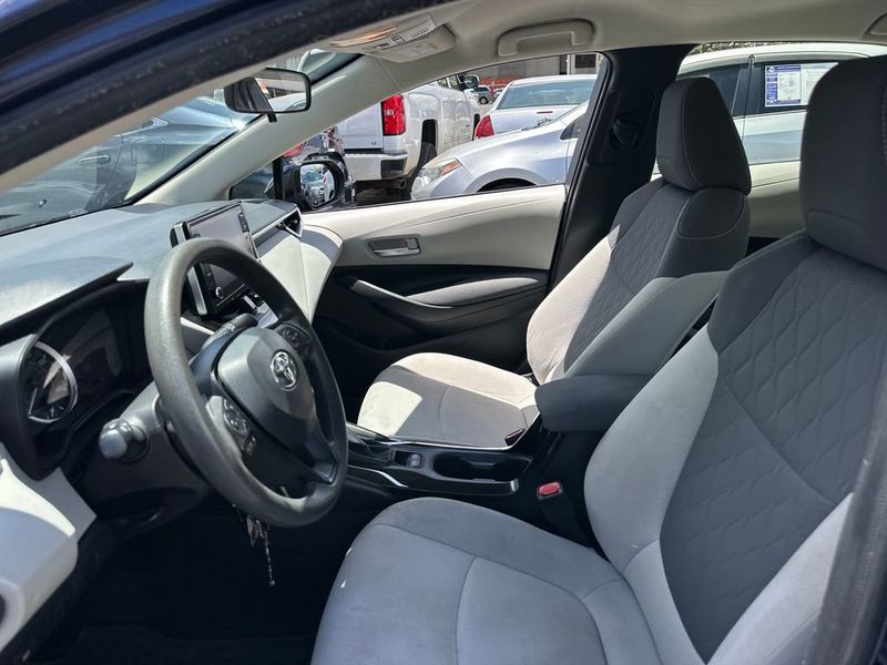 2020 Toyota Corolla LE CVT - 23019452 - 12