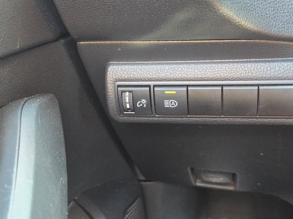 2020 Toyota Corolla LE CVT - 23006595 - 33