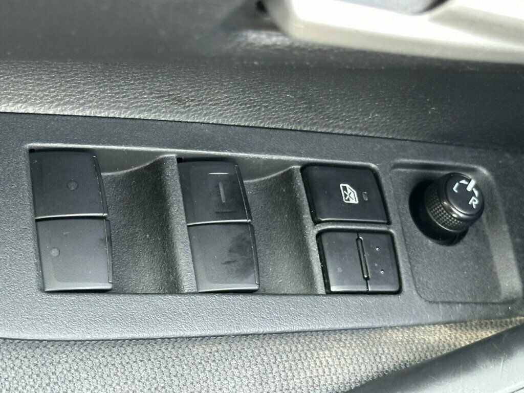 2020 Toyota Corolla LE CVT - 23066280 - 28