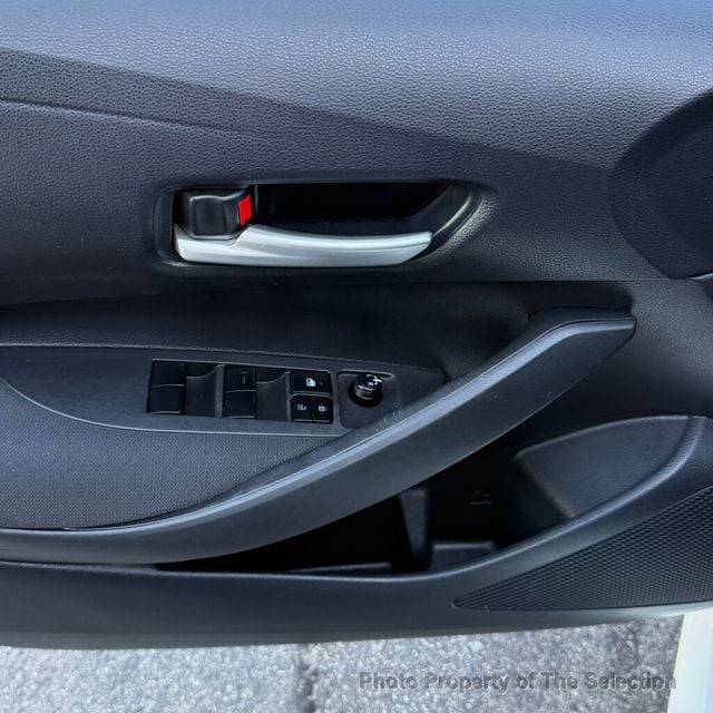 2020 Toyota Corolla LE W/TOYOTA SAFETY SENSE, APPLE CARPLAY & BACK UP CAMERA - 23012936 - 19