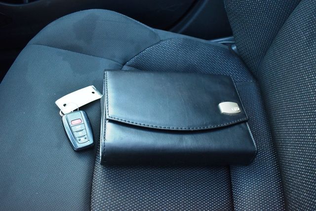 2020 Toyota Corolla SE - 22962938 - 27