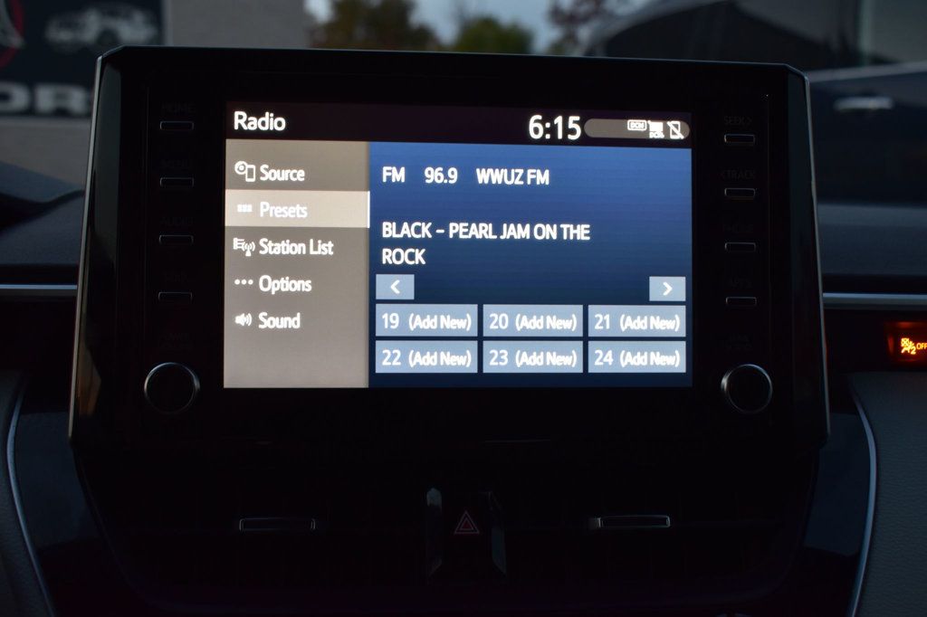 2020 Toyota Corolla SE CVT - 22943432 - 33