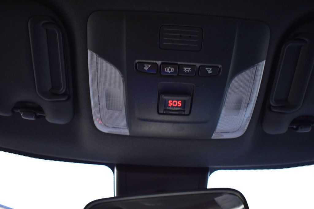 2020 Toyota Corolla SE CVT - 22943432 - 35