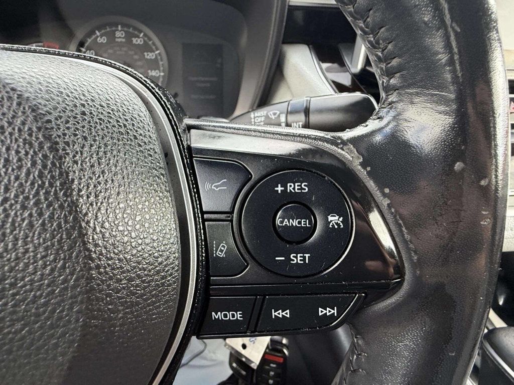 2020 Toyota Corolla SE CVT - 22931920 - 23
