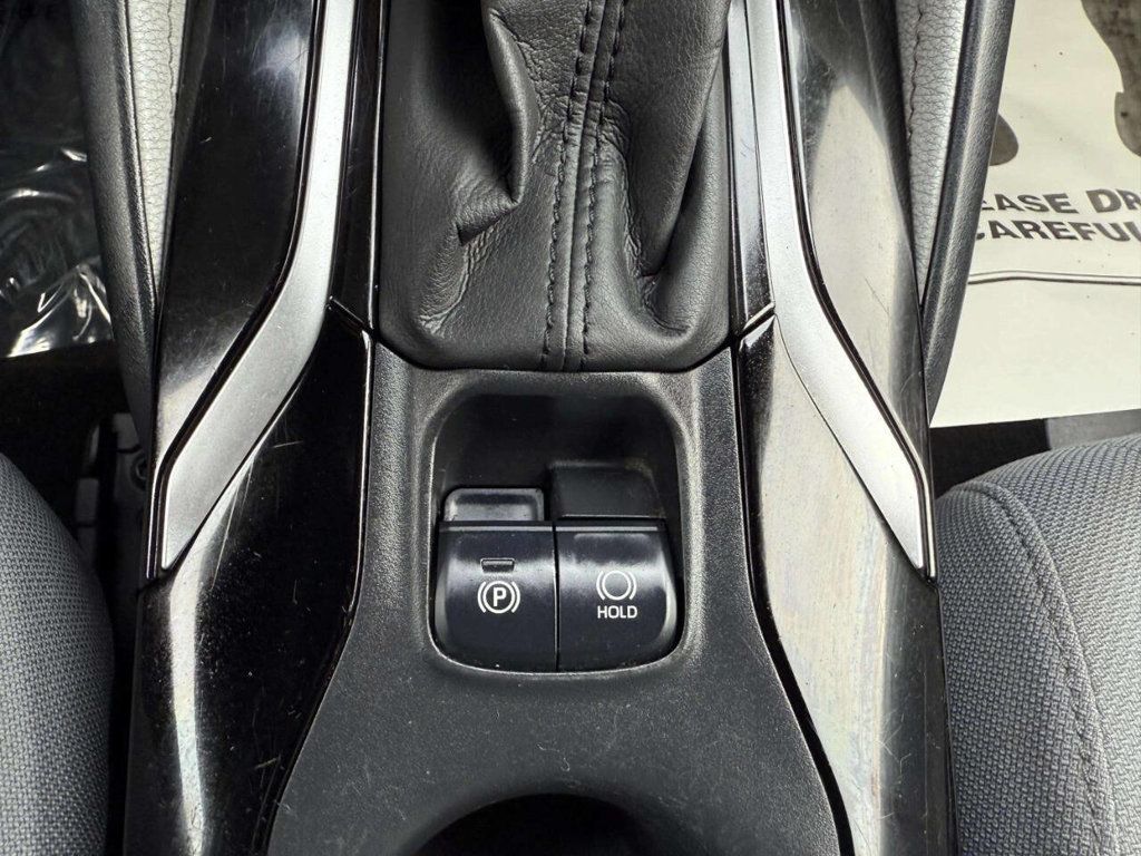 2020 Toyota Corolla SE CVT - 22931920 - 30