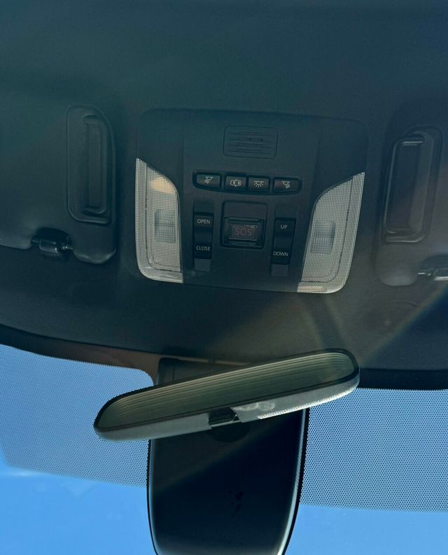 2020 Toyota Corolla XSE CVT - 22952775 - 21