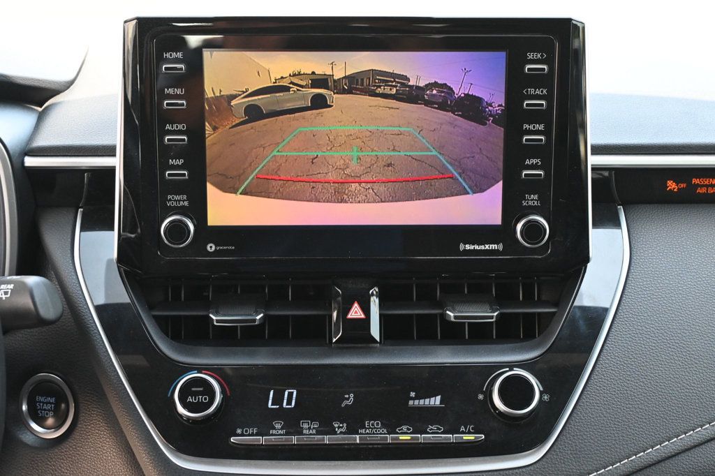 2020 Toyota Corolla SE photo 8