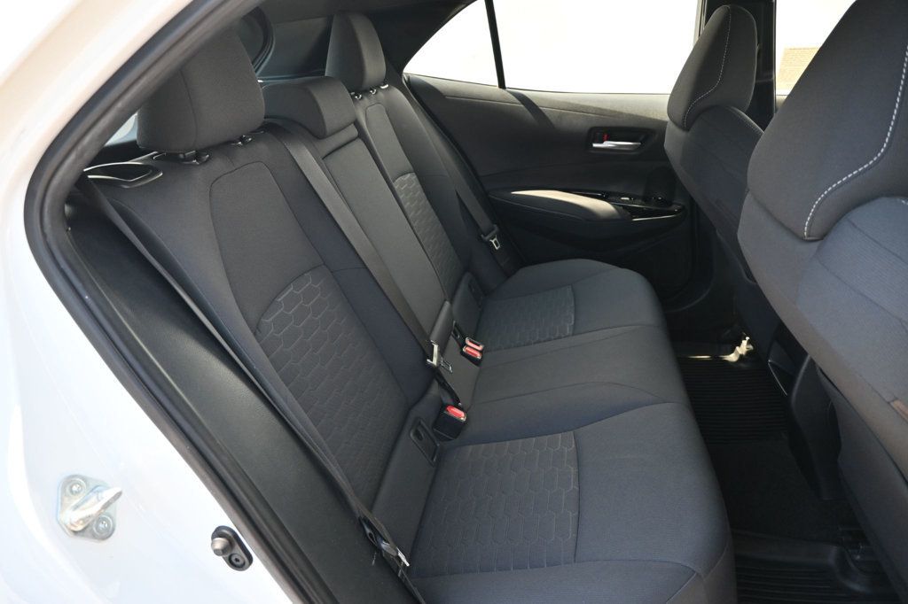 2020 Toyota Corolla SE photo 12