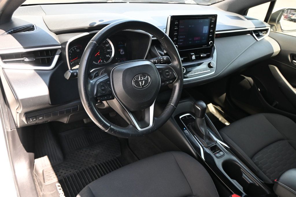 2020 Toyota Corolla SE photo 5