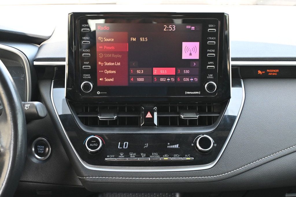 2020 Toyota Corolla SE photo 7