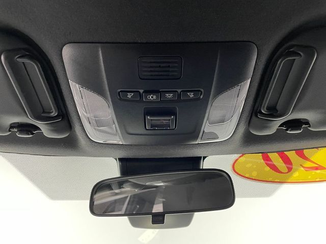 2020 Toyota Corolla Hatchback SE Manual - 22986346 - 30