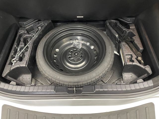 2020 Toyota Corolla Hatchback SE Manual - 22986346 - 38