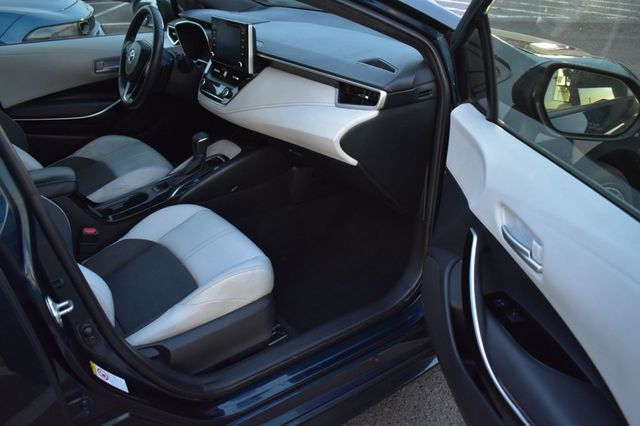 2020 Toyota Corolla Hatchback XSE CVT - 23013812 - 17