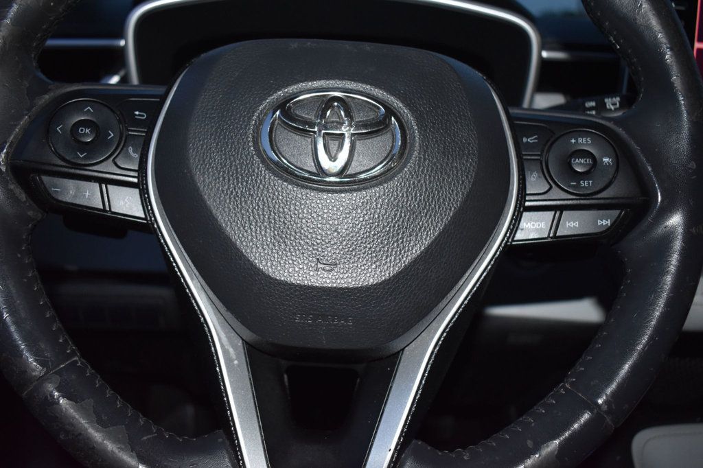 2020 Toyota Corolla Hatchback XSE CVT - 23013812 - 24