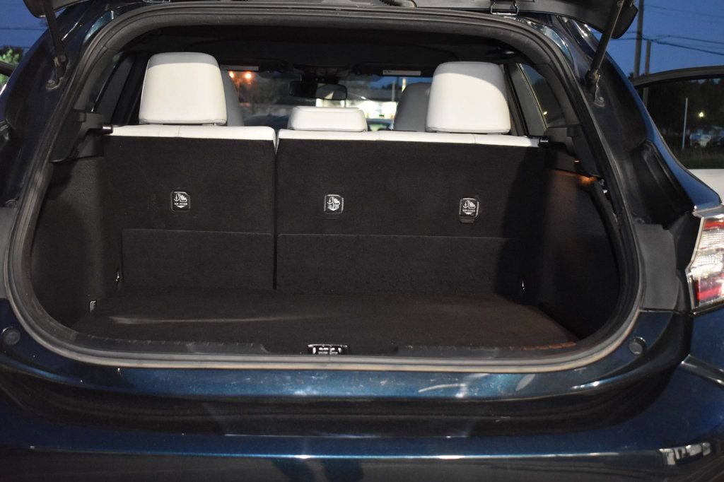 2020 Toyota Corolla Hatchback XSE CVT - 23013812 - 37