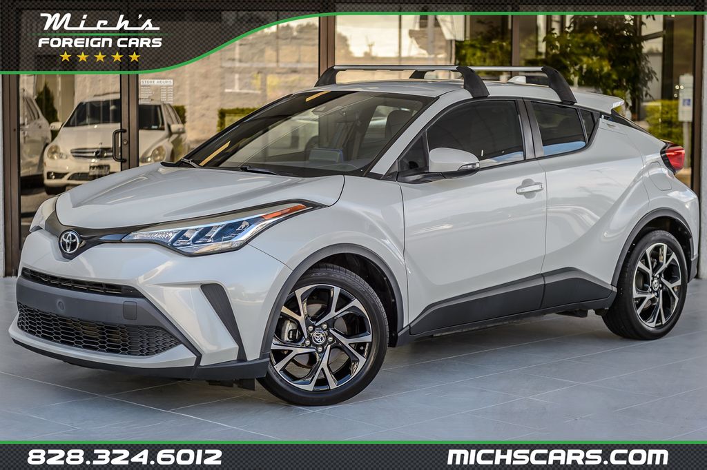 2020 Toyota C-HR C-HR XLE - LOW MILES - VERY WELL EQUIPPED - EXCELLENT CONDITION - 23068530 - 0