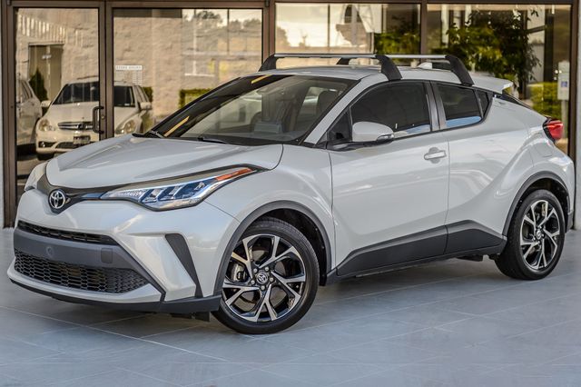 2020 Toyota C-HR C-HR XLE - LOW MILES - VERY WELL EQUIPPED - EXCELLENT CONDITION - 23068530 - 1