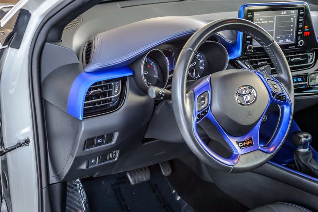 2020 Toyota C-HR C-HR XLE - LOW MILES - VERY WELL EQUIPPED - EXCELLENT CONDITION - 23068530 - 24