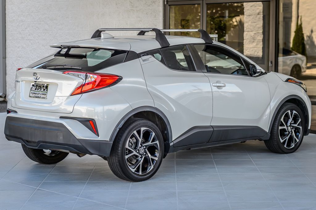 2020 Toyota C-HR C-HR XLE - LOW MILES - VERY WELL EQUIPPED - EXCELLENT CONDITION - 23068530 - 8