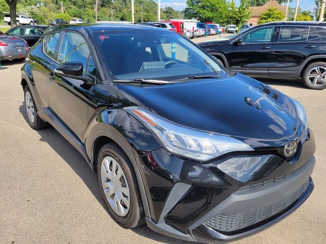 2020 Toyota C-HR LE Sport Utility 4D - 22932908 - 12