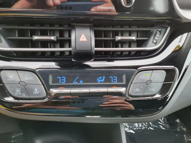 2020 Toyota C-HR LE Sport Utility 4D - 22932908 - 25