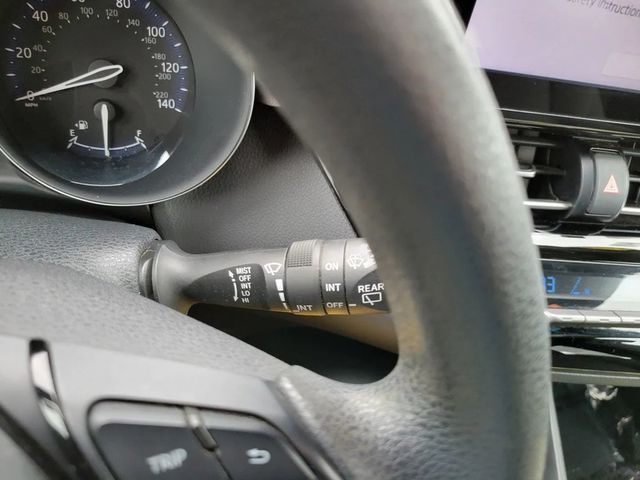 2020 Toyota C-HR LE Sport Utility 4D - 22932908 - 30