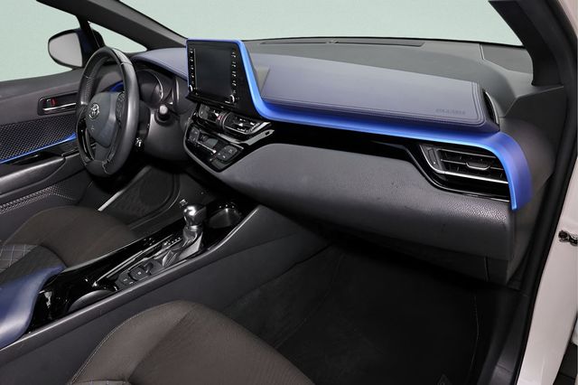 2020 TOYOTA C-HR XLE FWD - 22949613 - 18