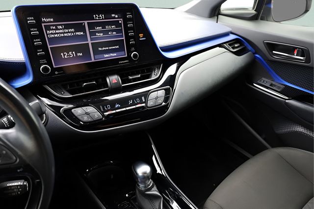 2020 TOYOTA C-HR XLE FWD - 22949613 - 19