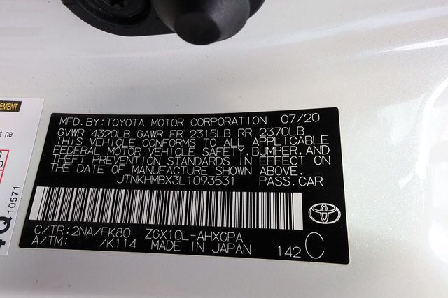 2020 TOYOTA C-HR XLE FWD - 22949613 - 28