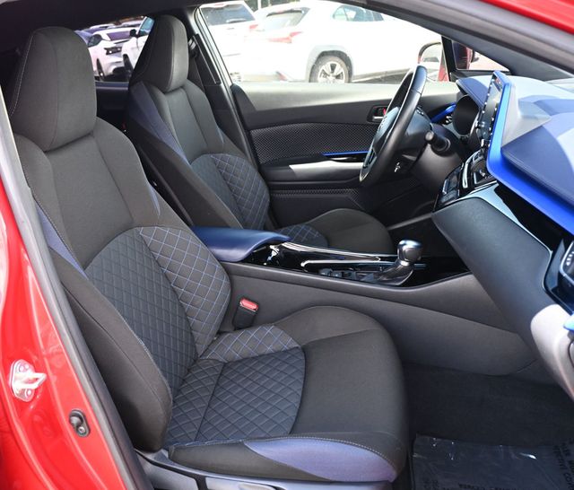 2020 Toyota C-HR XLE FWD - 23017885 - 15